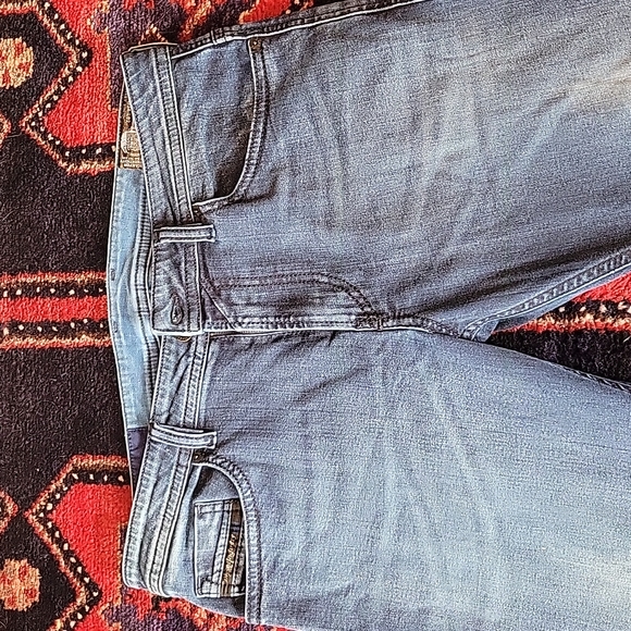 Size 34/32 Diesel jeans - Picture 2 of 5